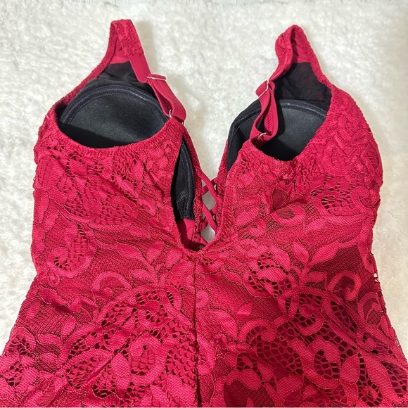 Profile by Gottex Lace Swimsuit Shalimar D-Cup 1 Piece Ruby Swim Straps - Picture 6 of 12